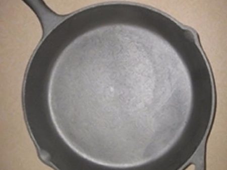 Cast Iron Extra Large Family size Skillet Supply