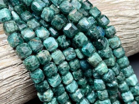 AAA Natural Emerald Gemstone Bead Faceted 6mm 8mm Cube Shape, Gorgeous Natural Green Color Emerald Gemstone Bead Cheap