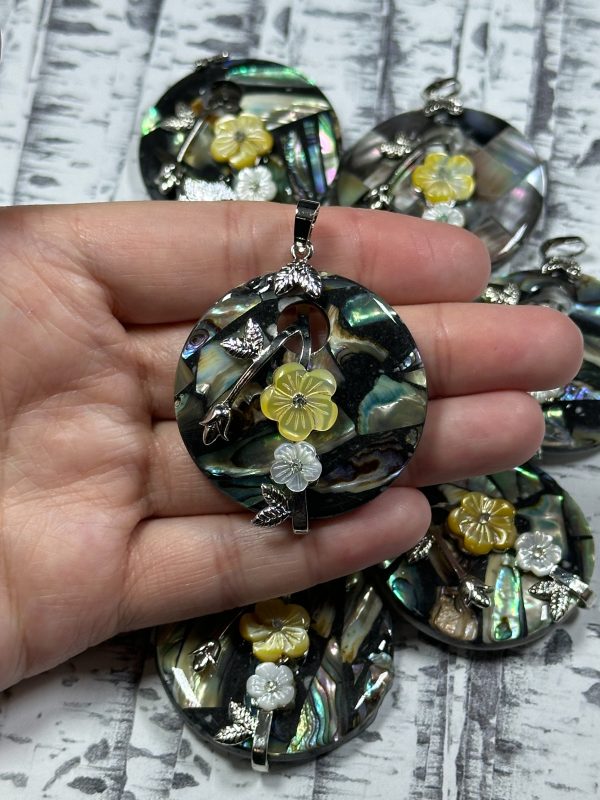 Natural Abalone Shell Pendant Charm, Beautiful Rainbow Abalone Coin Circle Shape Pendant with Floral Flower Design for Jewelry Making (1pc) Supply